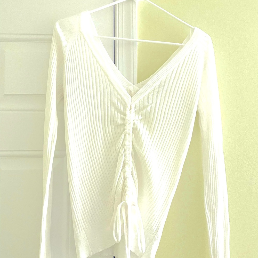 Ruched white top size L